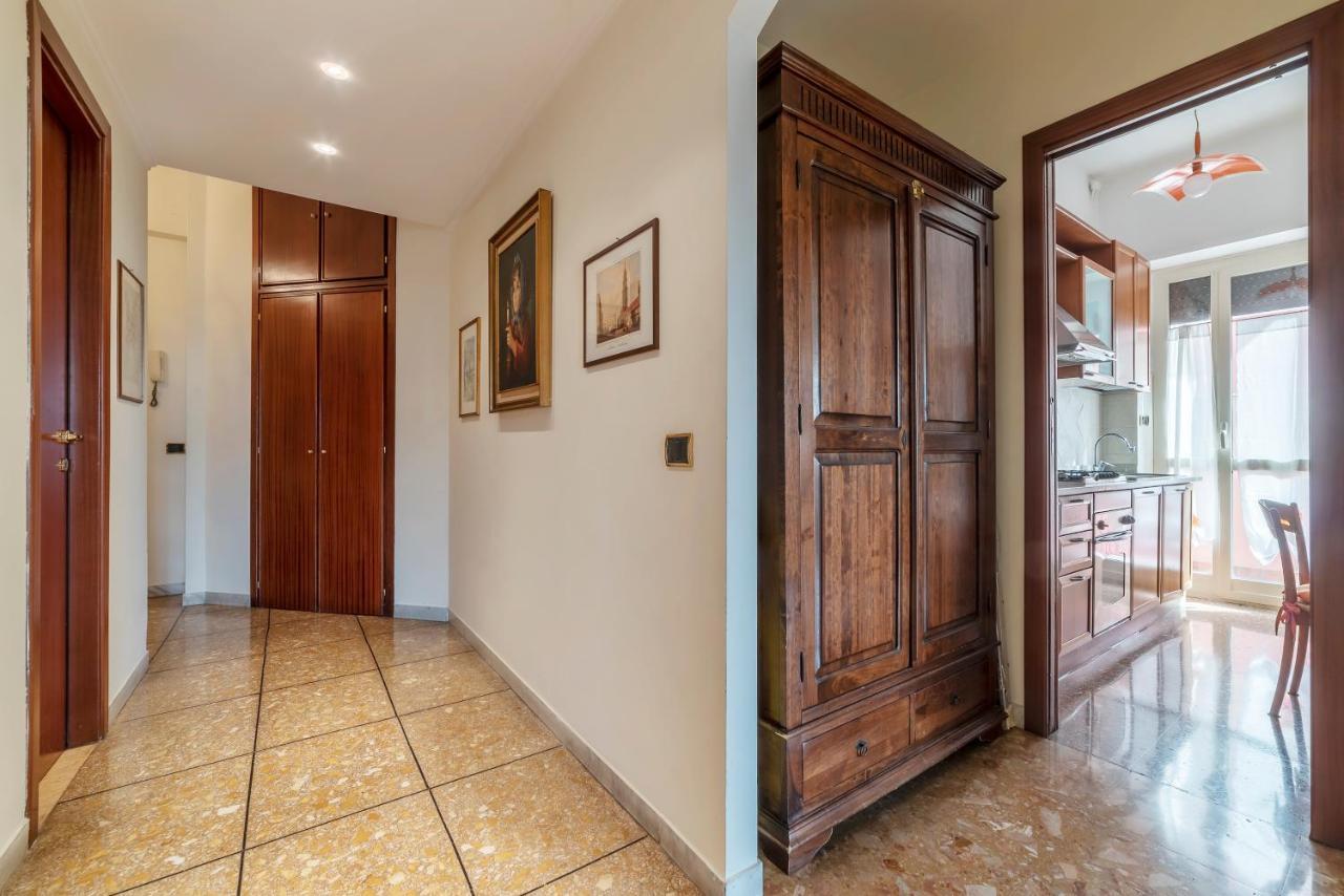 Monteverde Roomy Apartment Sun And Flowers Rome Exterior photo