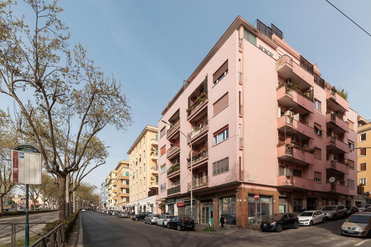 Monteverde Roomy Apartment Sun And Flowers Rome Exterior photo