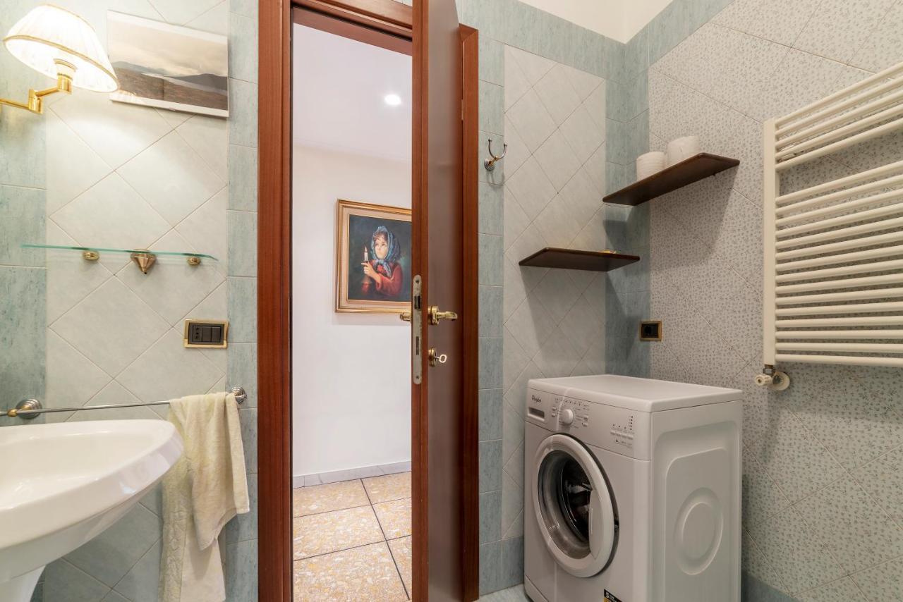 Monteverde Roomy Apartment Sun And Flowers Rome Exterior photo